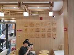 -霸王茶姬(南强街店)