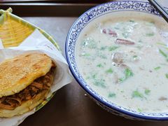 牛肉烧饼普通版-穆得·老周家牛肉烧饼(普利街店)