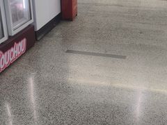 -汉中路(地铁站)