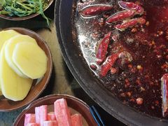 -黄潇洒老火锅(九眼桥宏济巷店)