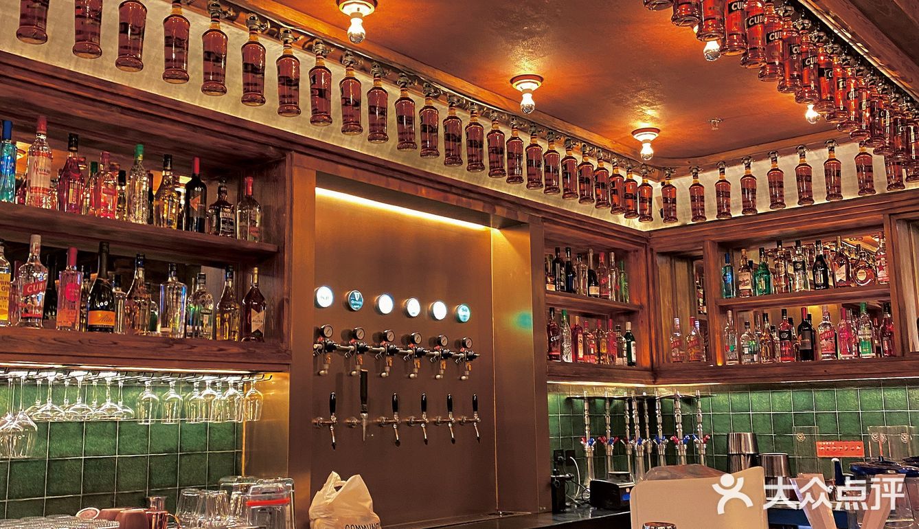 深圳探店|首个车站主题自选餐吧