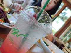 -Chom Cafe and Restaurant