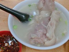 -雷祖芳老妈蹄花店