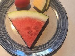 -八府香鸭·啫啫煲(华山路店)