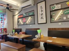 -绿柠食堂(北外滩店)