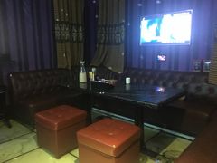-皇马纯KTV·量贩·聚会(民治店)