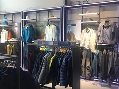 -ARC'TERYX始祖鸟(奕欧莱奥特莱斯店)