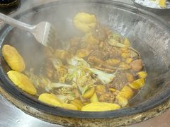 -粘豆包柴火铁锅炖