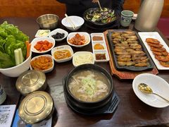 -釜山豚骨汤饭(芝罘万达广场店)