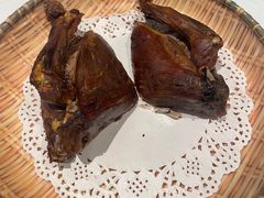 黄泥烧鸽子-燕郊烧鸽子(酷车小镇店)