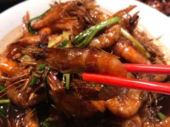 油爆基围虾-老头儿油爆虾·知味杭州(爱琴海购物中心)