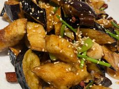 -梅飞酒家(名辉豪庭店)