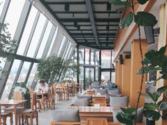 -四月吧餐厅(正阳步行街店)