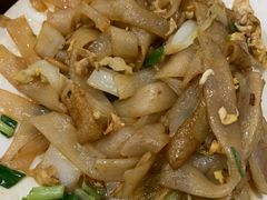 炒河粉-凡老头米线砂锅(古荡新村西粮站)