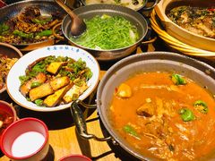 -吃饭皇帝大土家民族菜(正大广场店)