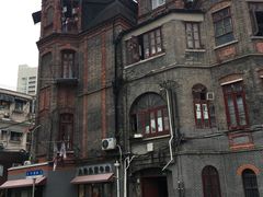 -梅记大块头爆鱼店(乍浦路店)