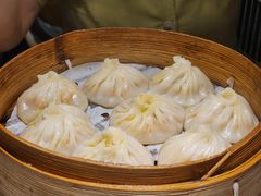 -馋三尺蟹粉小笼(人民广场店)