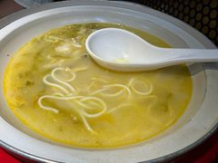 -九锅一堂酸菜鱼(新南凯德直营店)