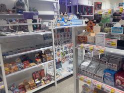 -嗨本可潮玩仓(大兴大悦春风里店)