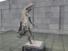 -侵华日军南京大屠杀遇难同胞纪念馆-停车场