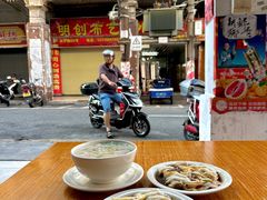 -河记肠粉店