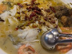 -鱼亨小鲜酸菜鱼(大信店)
