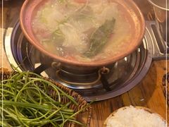-阿婆情腊排骨火锅(金虹路店)