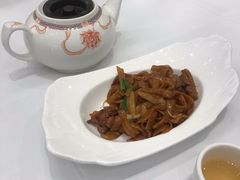 干炒牛河-稻香酒家·34年老字号·港式粤菜(汉街店)