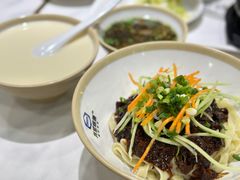 -弄堂咪道-饭香·面香·馄饨香(兴梅店)