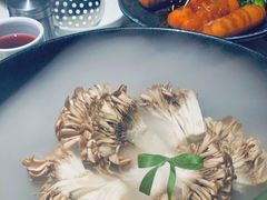 -煲宫猪肚鸡(晶品店)