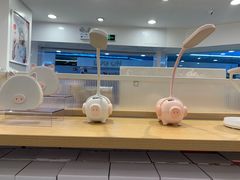 -名创优品(江南新地店)
