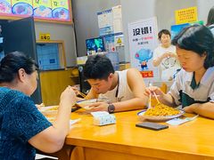 -傻根大肉面(三美店)