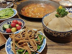 -旧街市鲜货老火锅(大光路店)