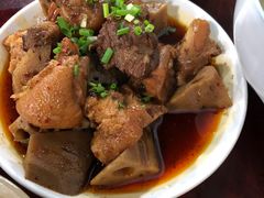 红烧猪蹄-梯坎豆花
