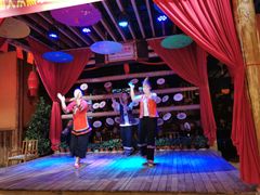 -老滇山寨•云南特色菜•地方菜•民族风情歌舞表演(金碧店)