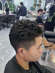 -藤野造型烫染·漂发