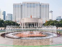 -人民广场