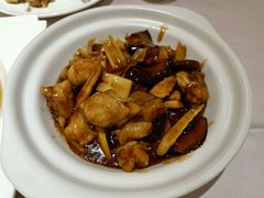 双菇滑鸡煲-光明邨大酒家(汇阳广场店)