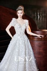 -Renee芮亦婚纱(原丽莎)