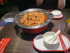 -胖哥俩肉蟹煲(华贸店)