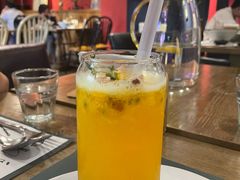 -静香HOUSE·全时段融合餐厅(七星欢乐颂店)