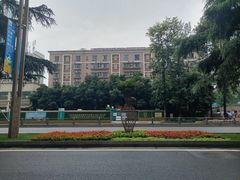 -华西坝(地铁站)