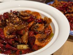 -渝信川菜 · 川味家常菜(财富购物中心店)