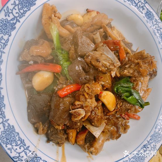 拿灶哥河洞小厨
