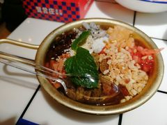-贤合庄卤味火锅(安吉万达店)