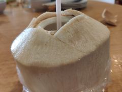 椰子汁-ZF Seafood Restaurant 卓峰海鲜餐