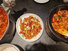 -万重锦·人文川菜馆(骡马市店)