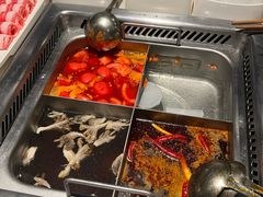 -海底捞火锅鲜切牛肉主题店(长寿路店)