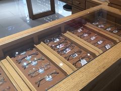 -宝丽眼镜(湖墅店)