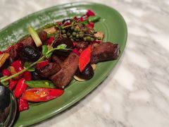 黑金蒜辣子牛肉眼-无锡苏宁银河国际酒店-悦府65中餐厅